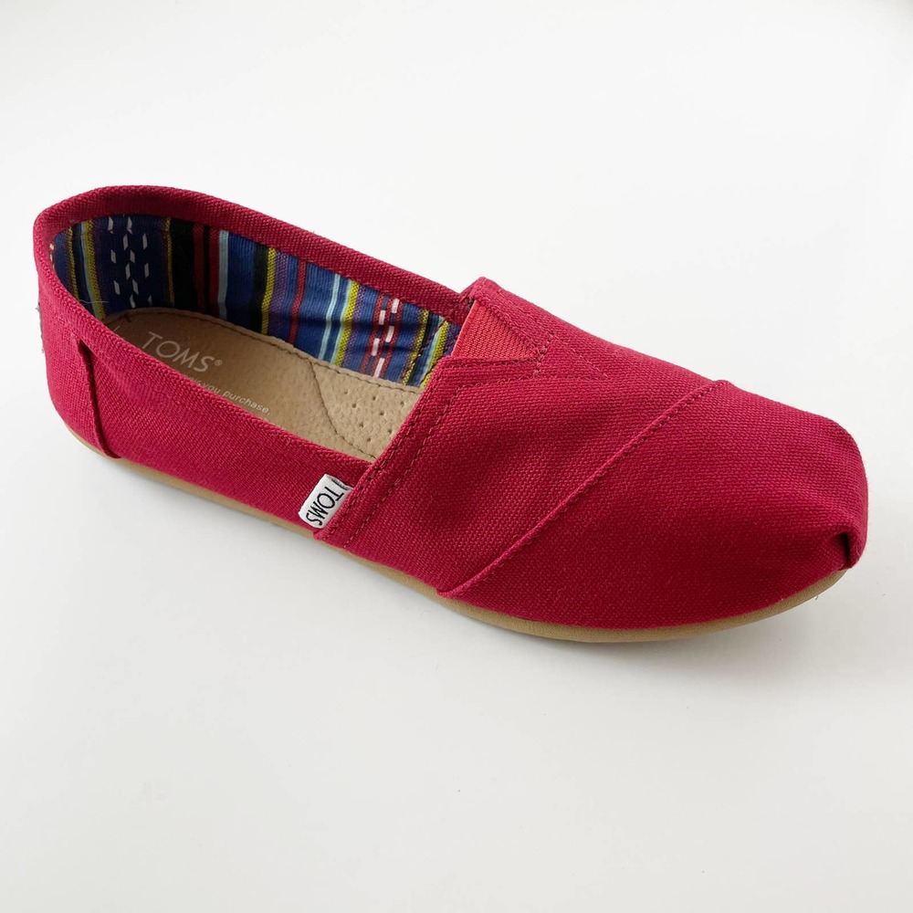Tom’s Women’s Red Canvas Moccasin Flats - Picture 1 of 9